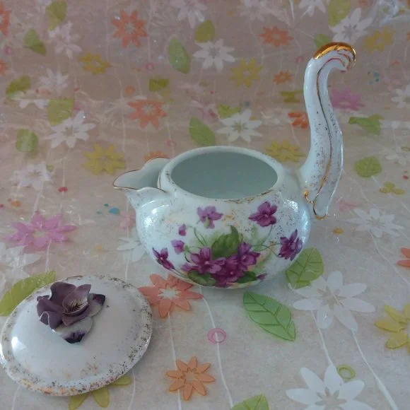 Lefton Swan Creamer with Cover Vintage - Picture 2 of 9